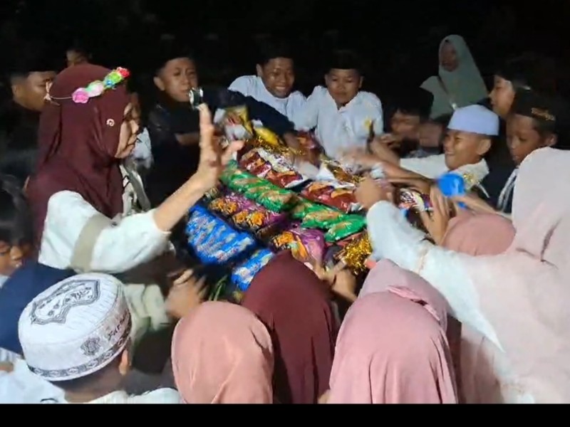 PAWAI OBOR DALAM RANGKA MEMPERINGATI TAHUN BARU ISLAM 1 MUHARRAM 1448 H