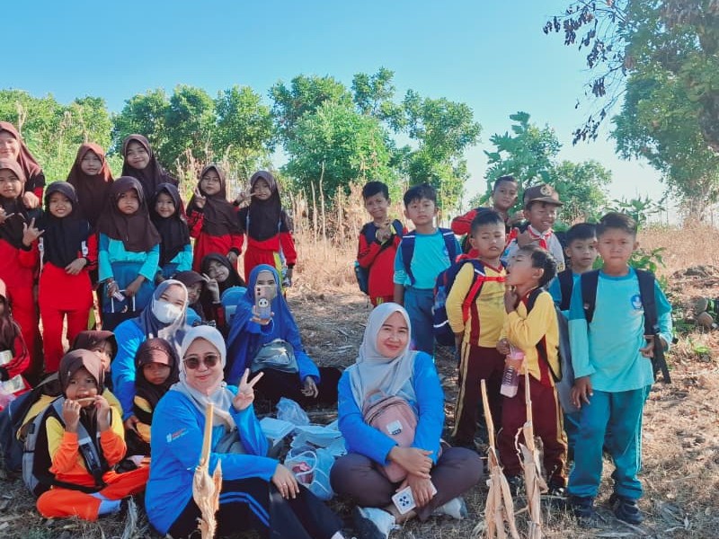 PENUTUPAN MPLS DENGAN  KEGIATAN JALAN SANTAI